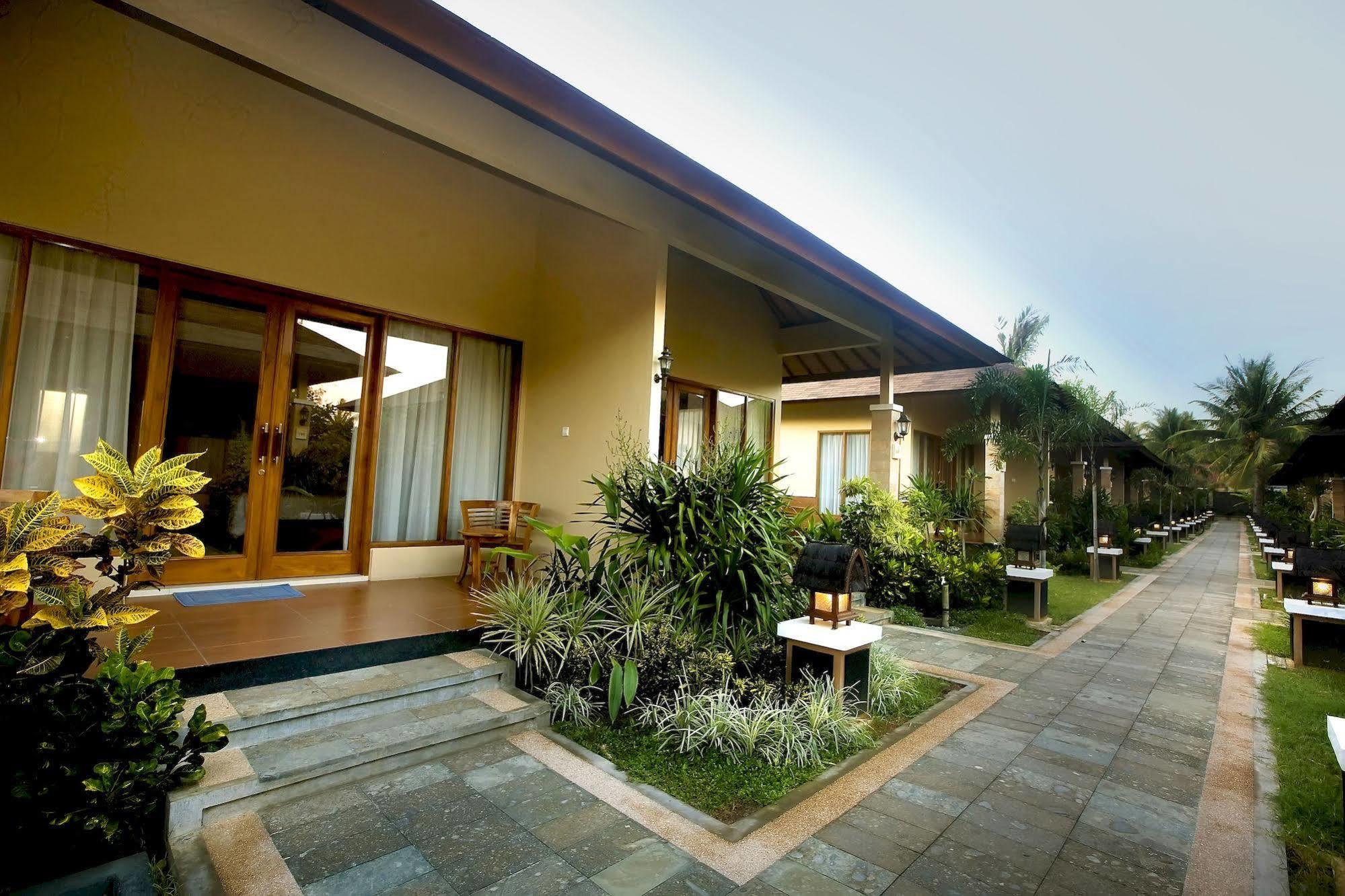 Villa Grasia Quần đảo Gili Ngoại thất bức ảnh
